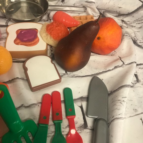 LOT of kids toddler plastic play kitchen dishes foods plates bowls cups - Picture 7 of 9